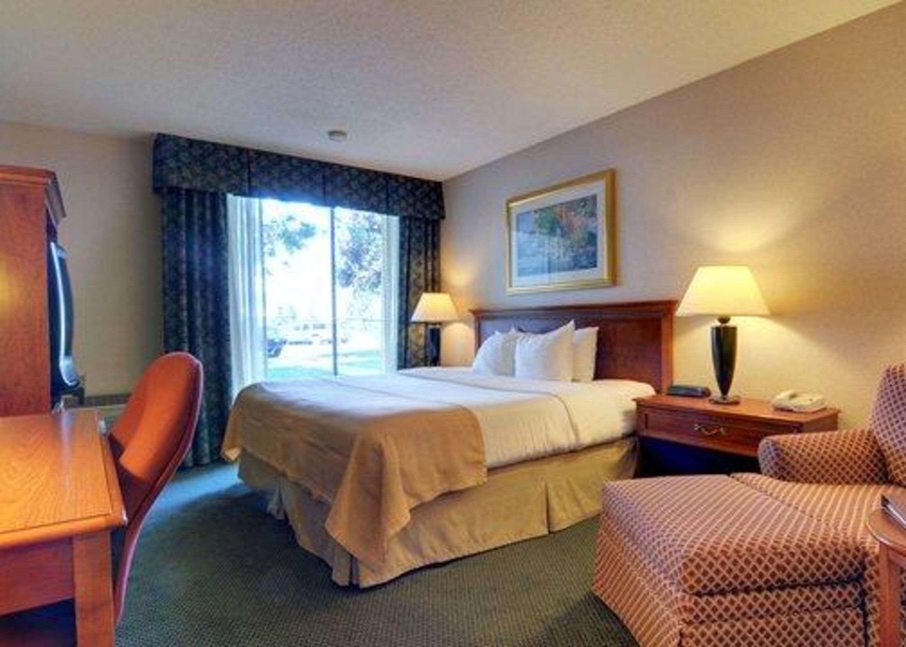 Holiday Inn Ontario By Ihg Exterior foto